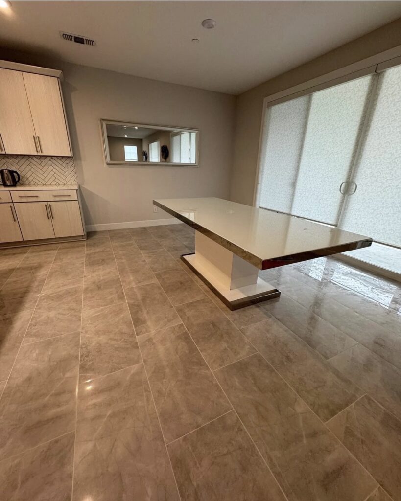 Warm-toned porcelain floor in a dining room